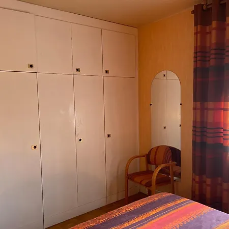 2 Pieces, Vue Admirable, Localisation Exceptionnelle A 20 Mn De Paris Noisy-le-Grand